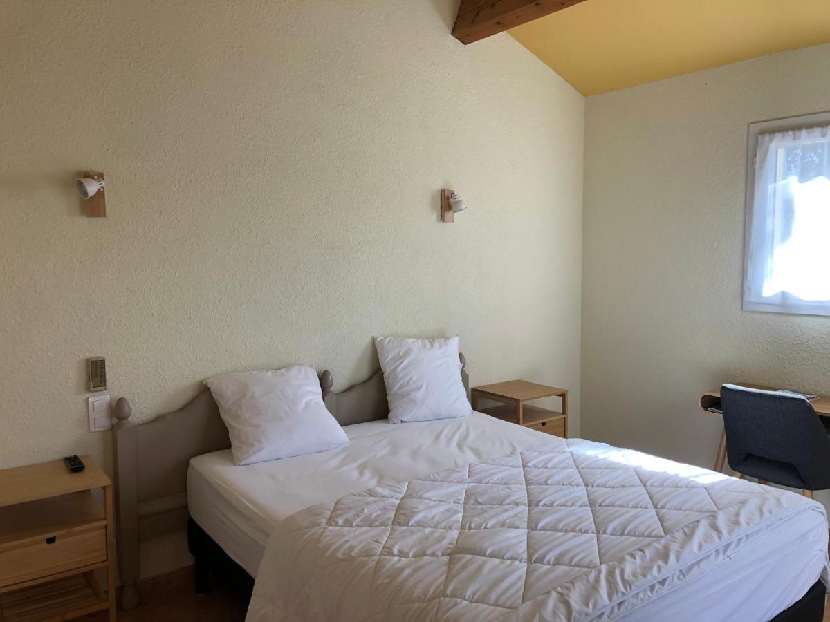 Castel Mireio Gites Cairanne Exterior photo